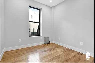 Rented by Green Line Realty