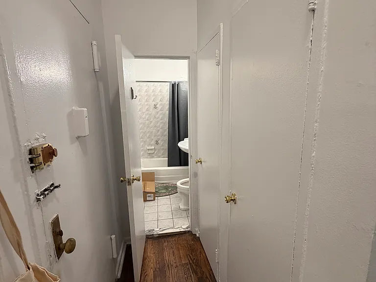 420 E 82nd St #1J — Photo 5