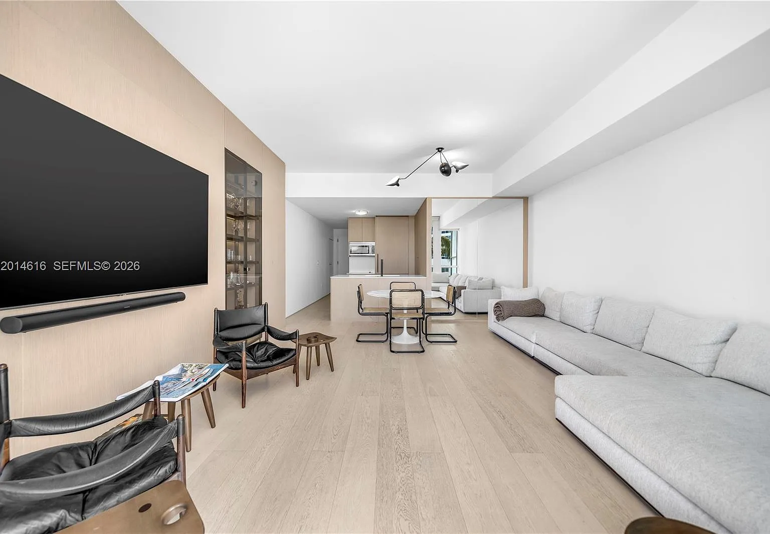 Studio, 695 sqft, $9,500 — Photo 4