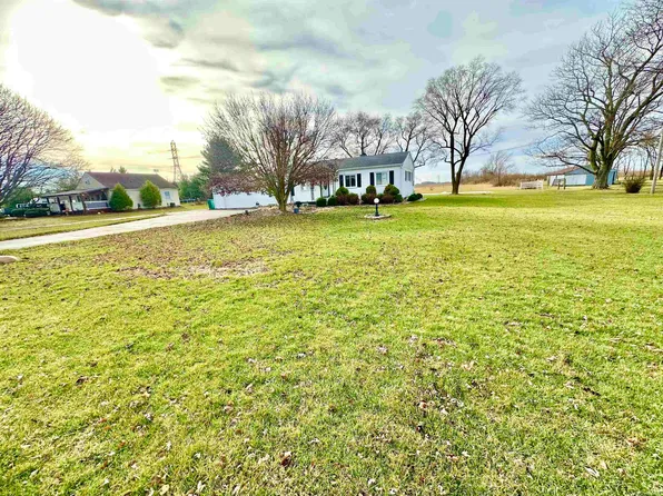 323 S 1100 E, Greentown, IN 46936