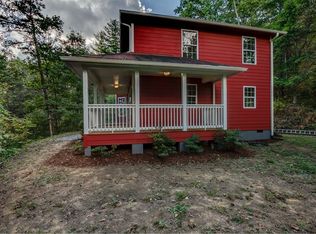139 Rhododendron Hill, Whittier, NC 28789
