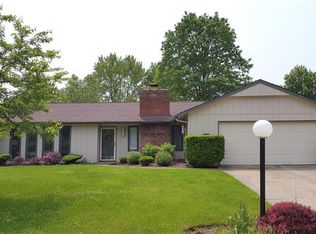 6054 Hickory Trl, North Ridgeville, OH 44039