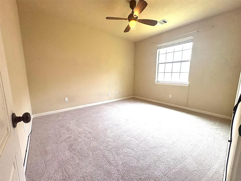 15210 Falcon Dr — Photo 25