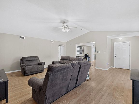 4th image of 5408 Summer Ridge Rd NW