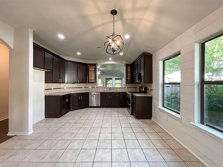 1604 Katydid Ct — Photo 10