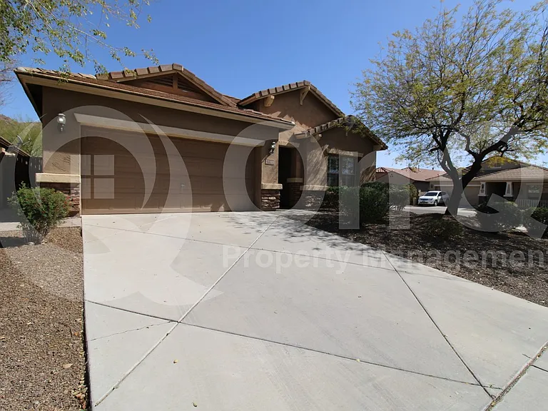 27105 N 52nd Ave — Photo 2