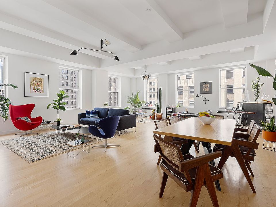 1st image of 15 Broad St APT 2100