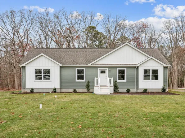 76 W Rising Sun Dr, Ocean View, NJ 08230