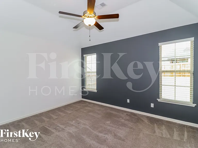 105 Hidden Meadows Ln — Photo 8
