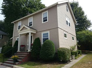 14 Barclay Rd, West Roxbury, MA 02132