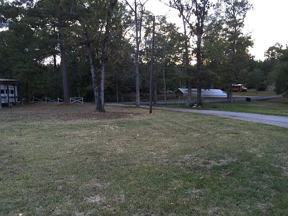 3rd image of 32 Carlos Dr