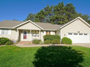 2516 Chickadee Ct, Red Wing, MN 55066