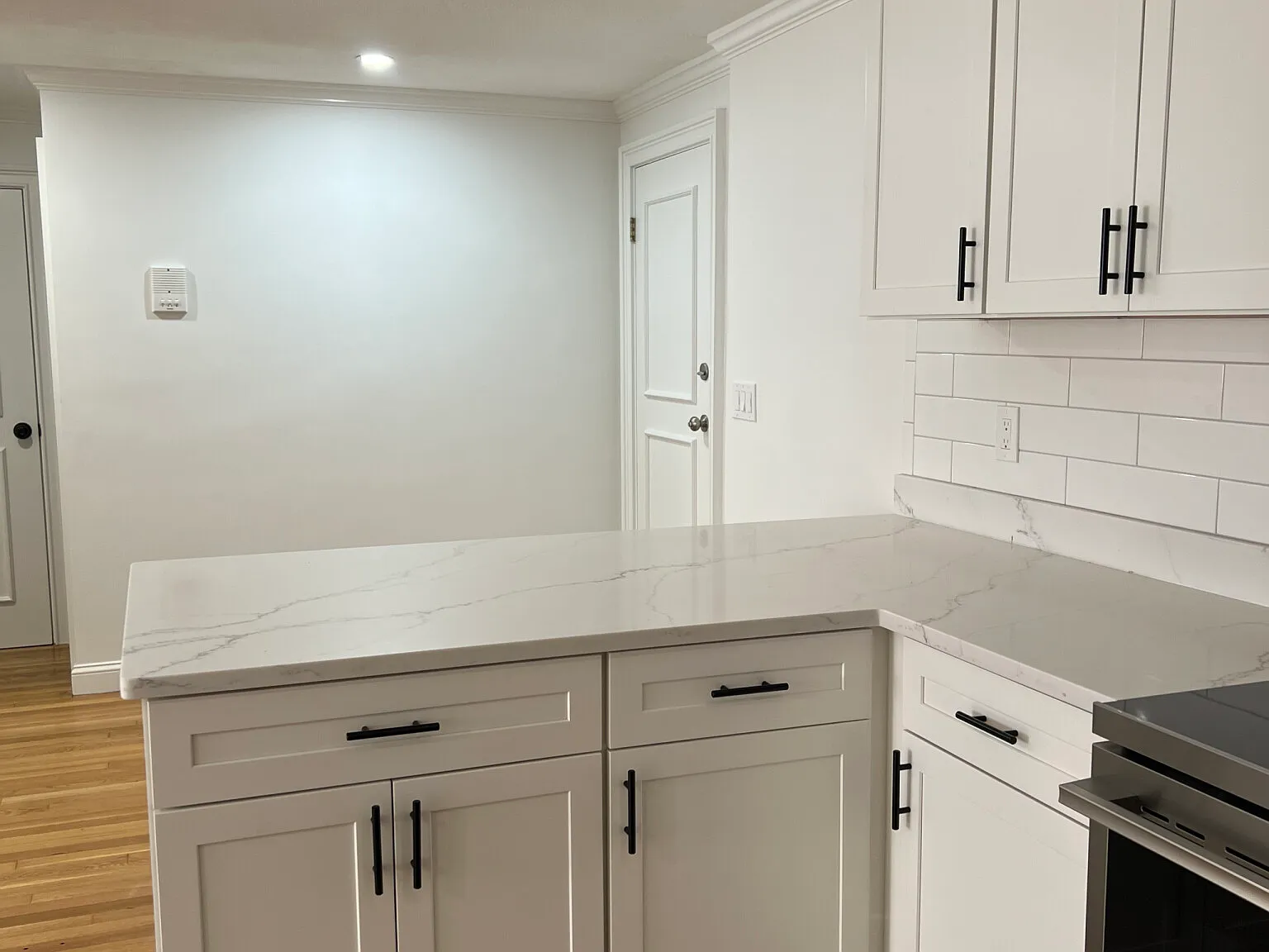 1 bed, 1.0 bath, $2,800 — Photo 3