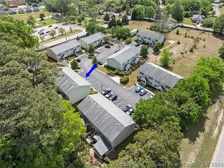 421 Cityview Ln — Photo 35