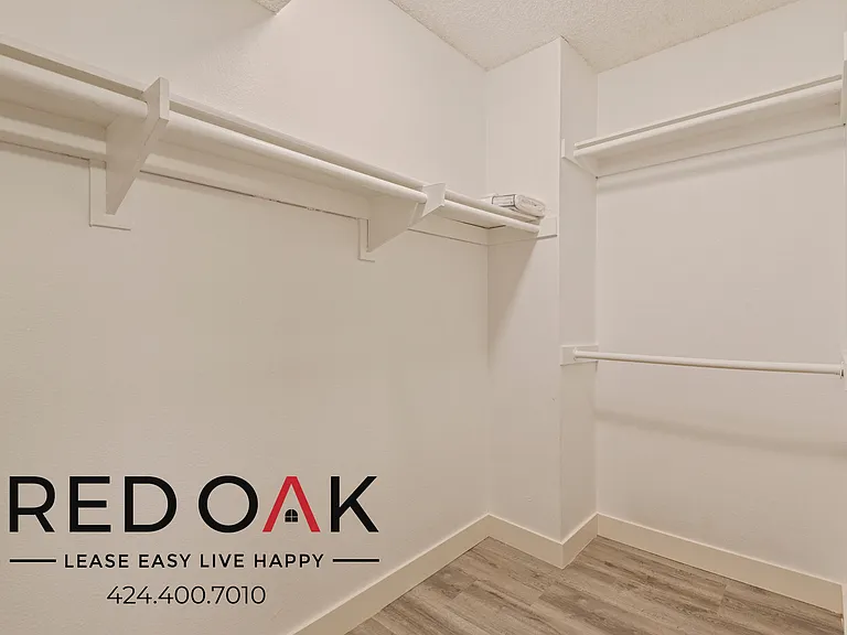 8309 Cedros Ave #110 — Photo 6