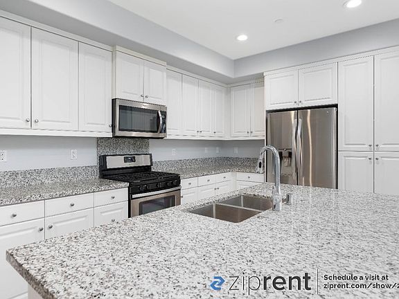 5th image of 527 Turnstone Ln
