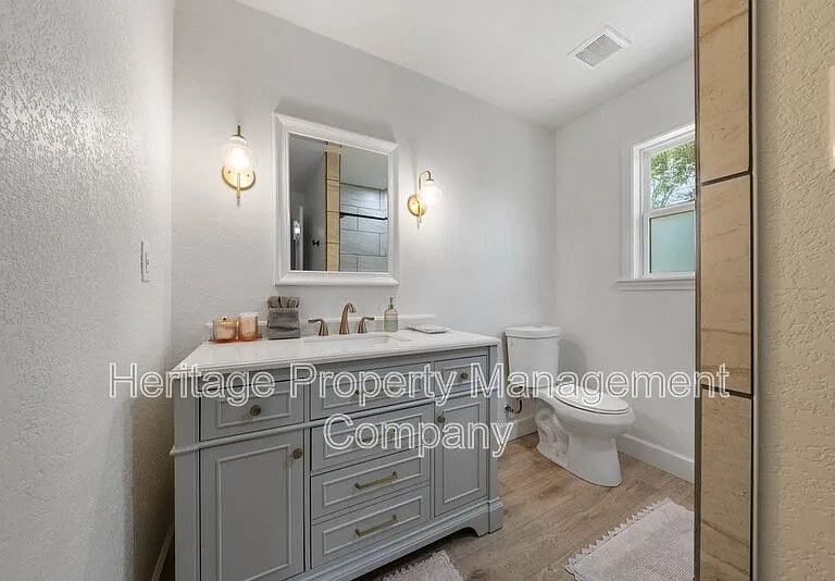 908 Liberty Ave — Photo 26