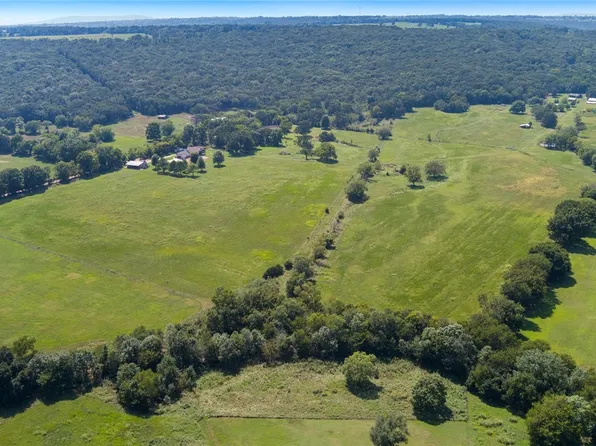 10128 S Wedington Blacktop Rd, Lincoln, AR 72744