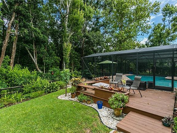 3rd image of 723 Sybilwood Cir