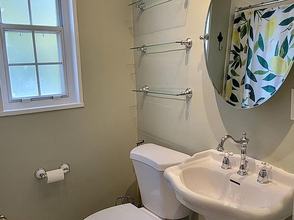5th image of 3756 Keller Ave