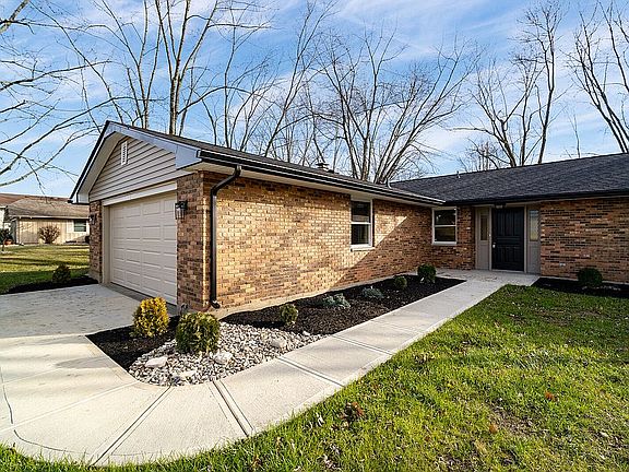 4th image of 1100 Stillcreek Dr