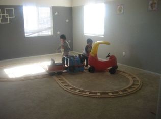 9626 Tanzanite Ave, Hesperia, CA 92344