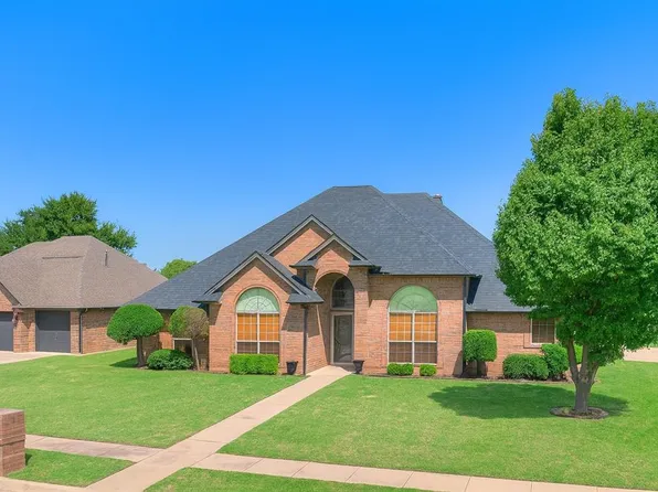 800 Fairfax Ln, El Reno, OK 73036