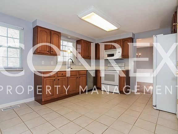 5th image of 4228 Hanover Dr