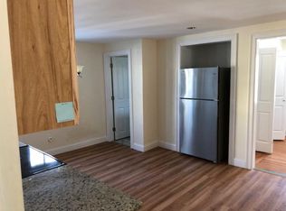 8 Walnut St, Newburyport, MA 01950