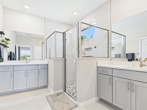 4th image of 7813 SW 56th Pl