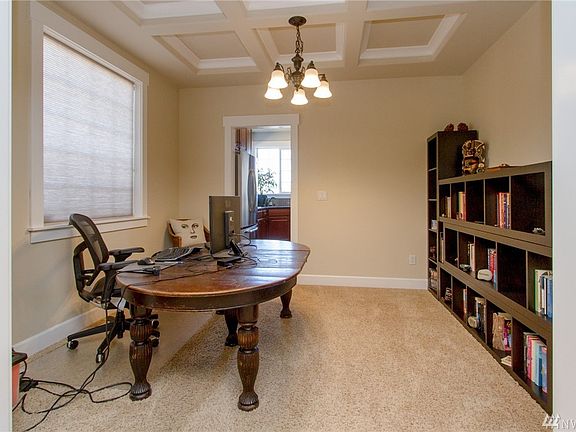 5th image of 4511 N Huson St