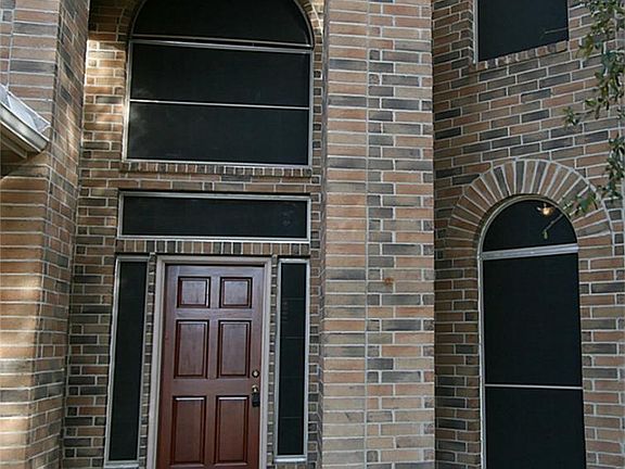 3rd image of 11903 N Brenton Knoll Dr