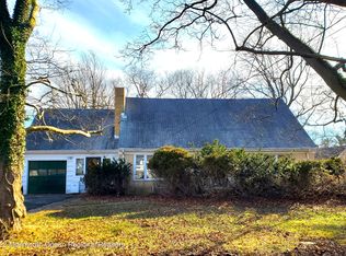 19 Elizabeth Pkwy, Eatontown, NJ 07724