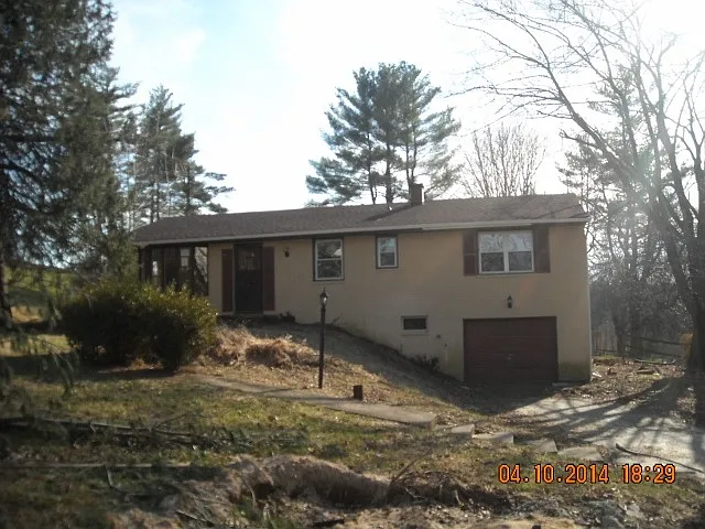 100 Hillendale Rd photo 1