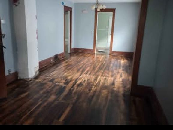 4th image of 1352 West St #2
