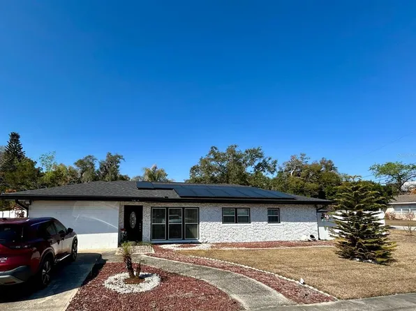 110 N Main Ave, Minneola, FL 34715