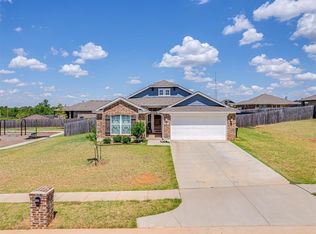 333 Emmy Jean Dr, Blanchard, OK 73010