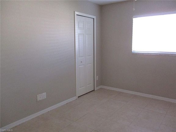 5th image of 3924/3926 Santa Barbara Blvd