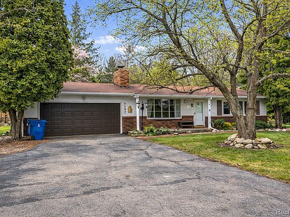 2nd image of 7192 Torrey Rd