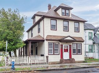 34 Brooklyn Ave, Valley Stream, NY 11581
