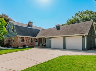 735 E Wabash Ave, Waukesha, WI 53186
