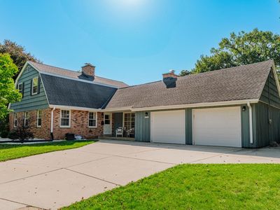735 East Wabash AVENUE, Waukesha, WI, 53186