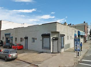 1979 Steinway St, Astoria, NY 11105