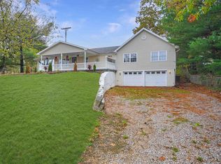 8112 Marx Rd, Evansville, IN 47720