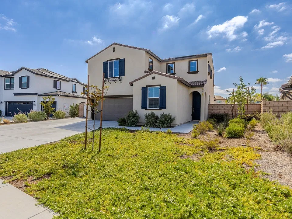 30876 Douglas Crest Cir