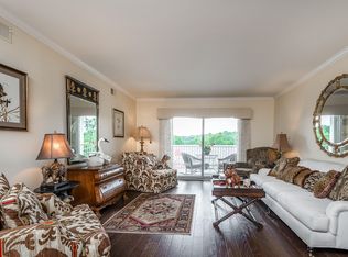 5701 Coach Gate Wynde, Windy Hills, KY 40207