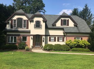 124 Mandigo Ave, Oakland, NJ 07436