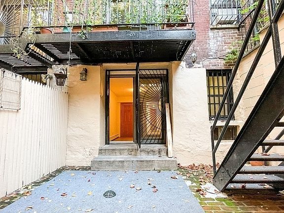 4th image of 54 W 84th St APT Lg