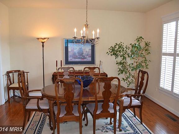 5th image of 9620 Tarvie Cir