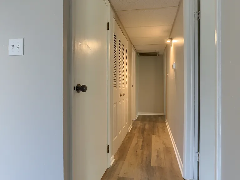 173 W Vine St #H — Photo 8